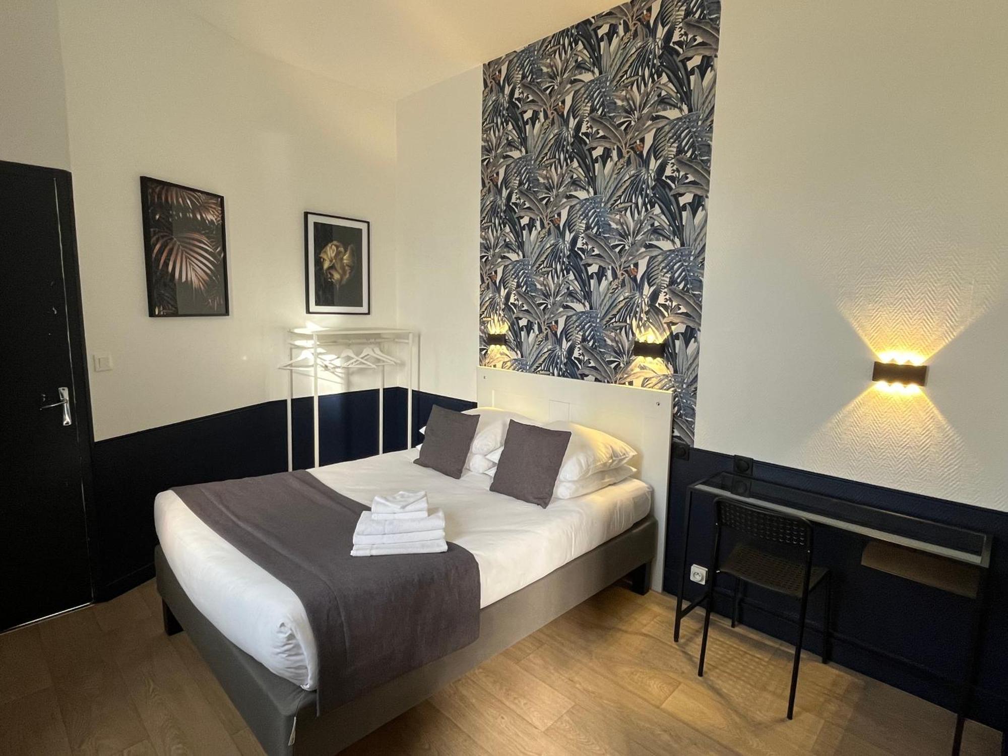 Hotel Saint Eloi Tours Bagian luar foto